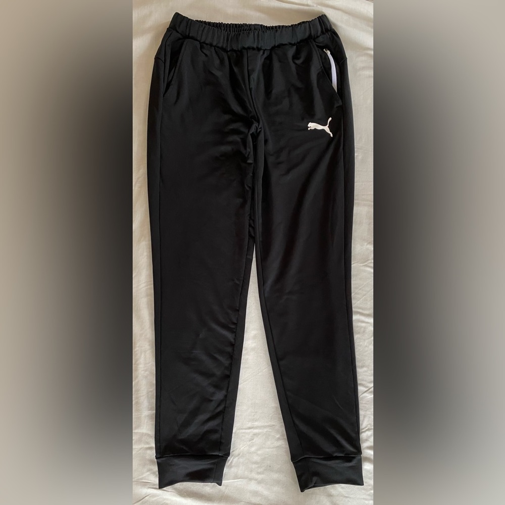 Men’s Puma Joggers